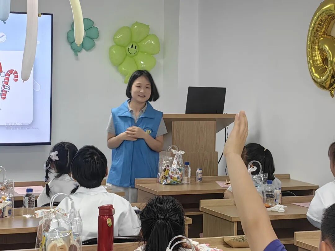 探秘药房奇妙之旅，童心守护健康不打烊，小小药师上线！沉浸式解锁用药安全小知识