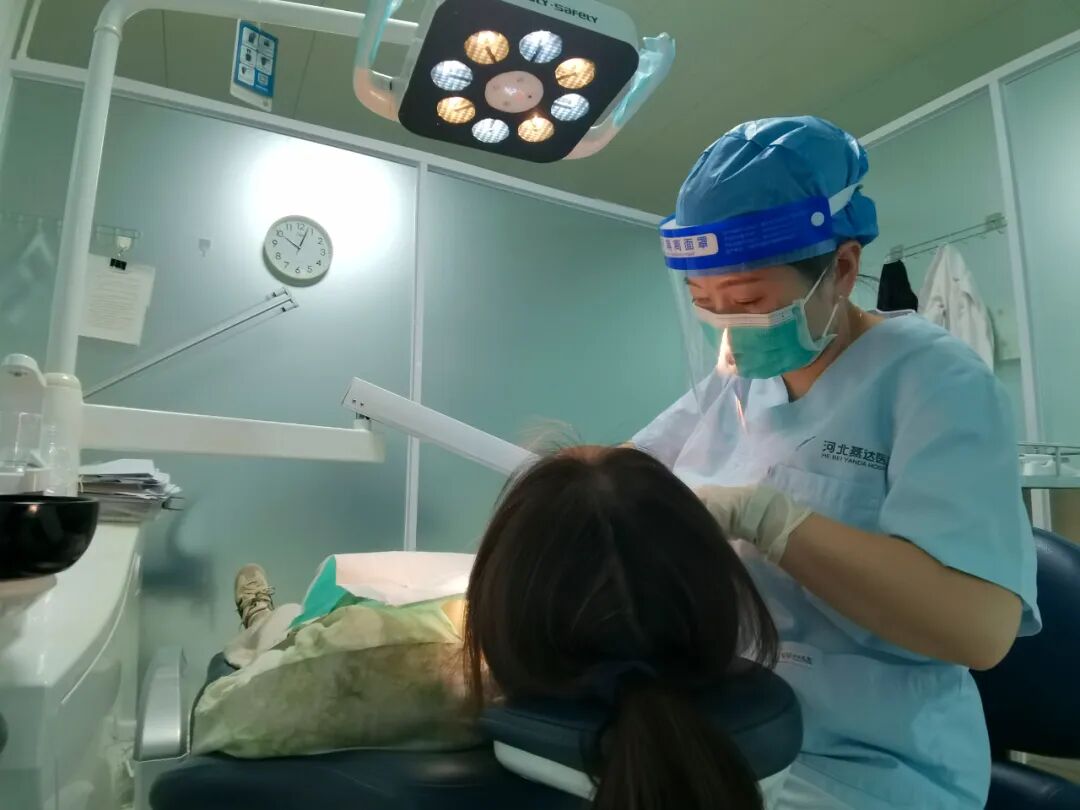 医养联动 护银龄口腔|燕达医院口腔科妥善处置特殊用药高龄患者疑难牙病