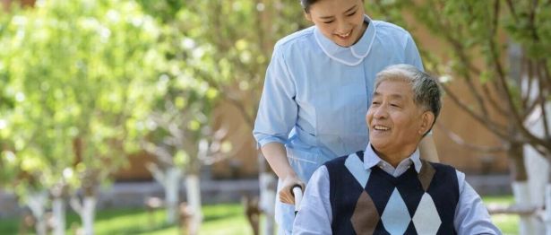 病例会说话｜八旬老人皮肤癌变破溃、屡次复发，这次终于彻底治愈