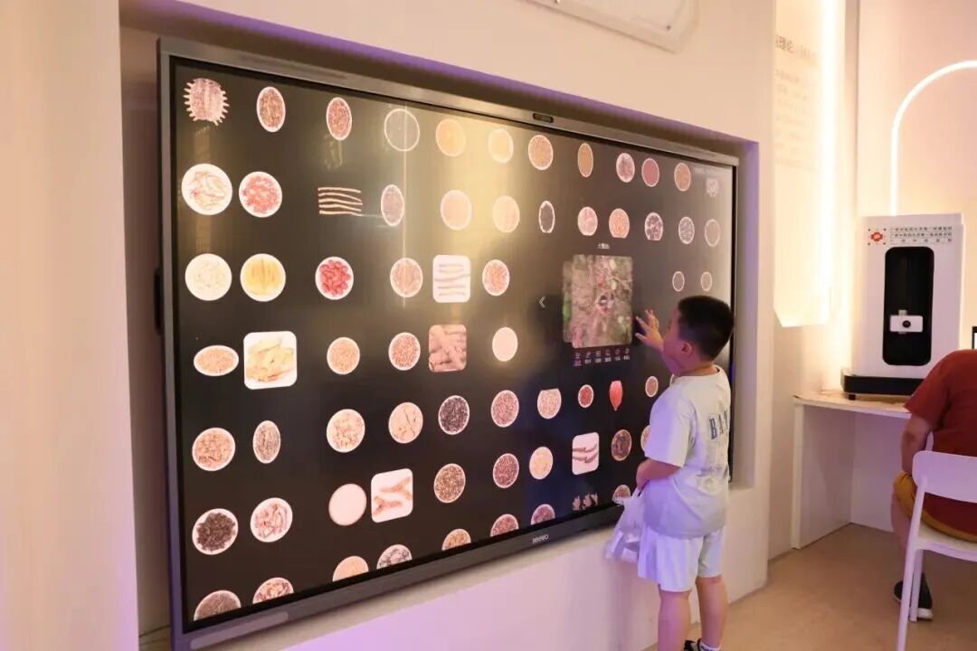 千年智慧遇见未来科技——广西中医药大学第一附属医院「中医 AI 智慧服务体验区」正式开放
