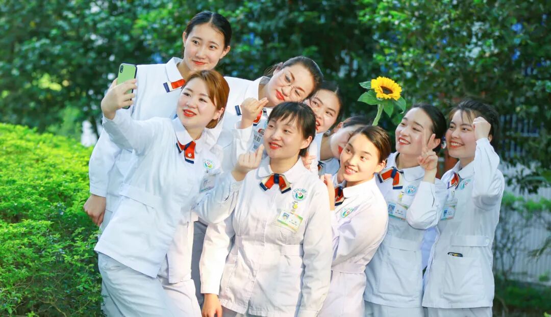 【人医榜样】以仁心铸芳华 以笃行护初心 ——记合江县人民医院医共体优秀护士陈巧