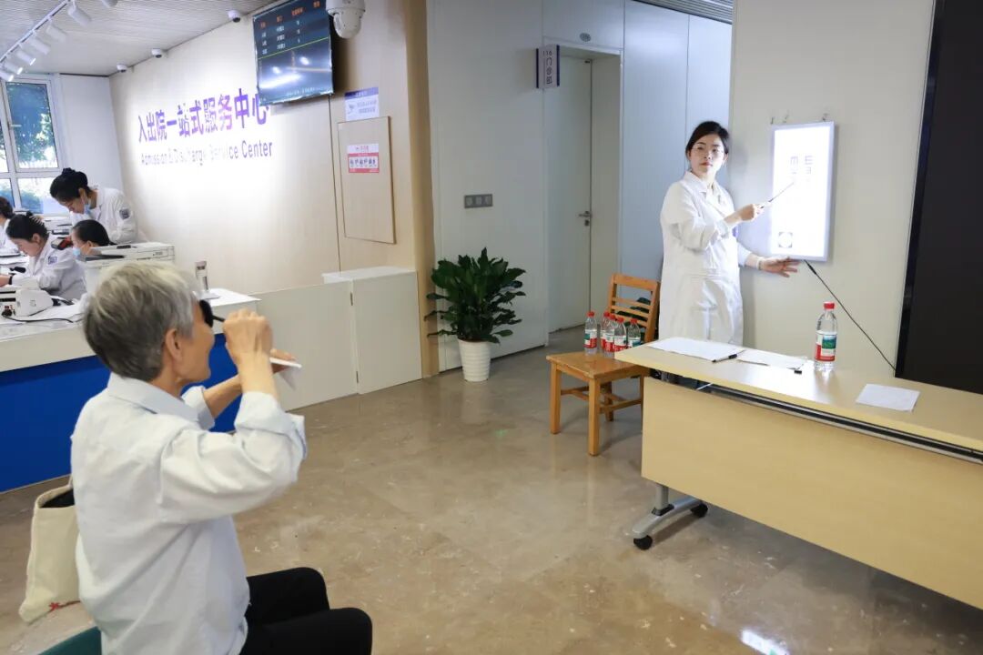 人人享有眼健康｜南京江北医院爱眼日公益义诊，暖心守护百姓「睛」彩视界
