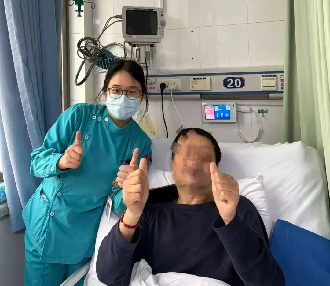 冠脉堵塞 95% 又骨折!73 岁老人手术难题这样破