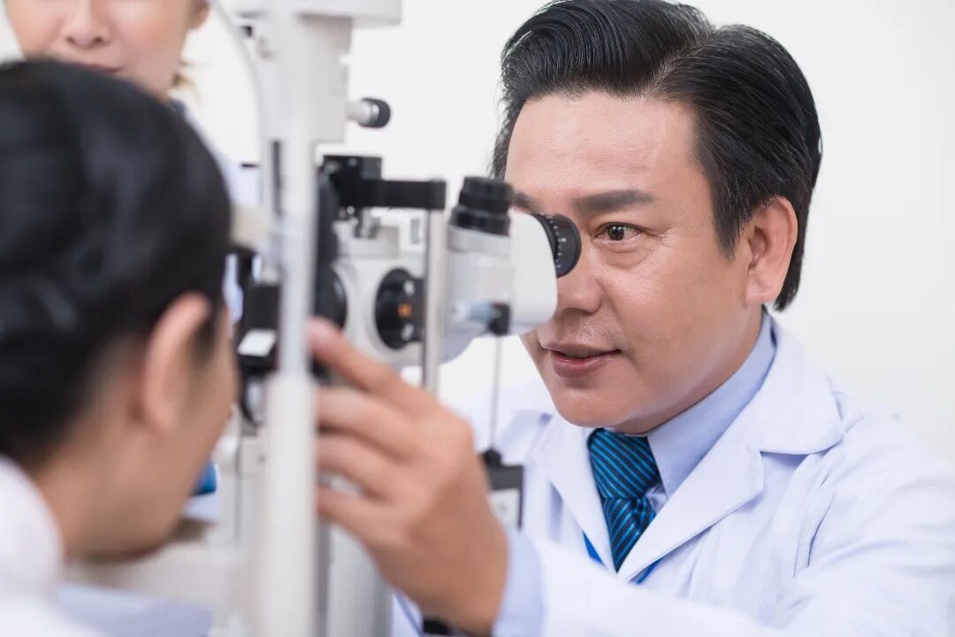 全球首位的致盲性眼病，视物模糊、发暗的人要警惕了