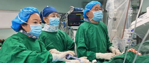 【援疆】中国医学科学院阜外医院高立建博士：女儿高考前夕，飞越千里为石城患者开通生命通道