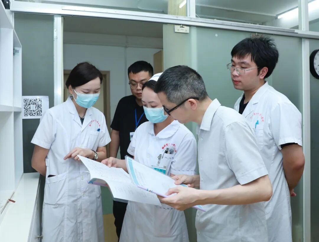 校院携手深耕智慧眼科!桂林医科大学团队莅临我院开展 AI 科研合作调研