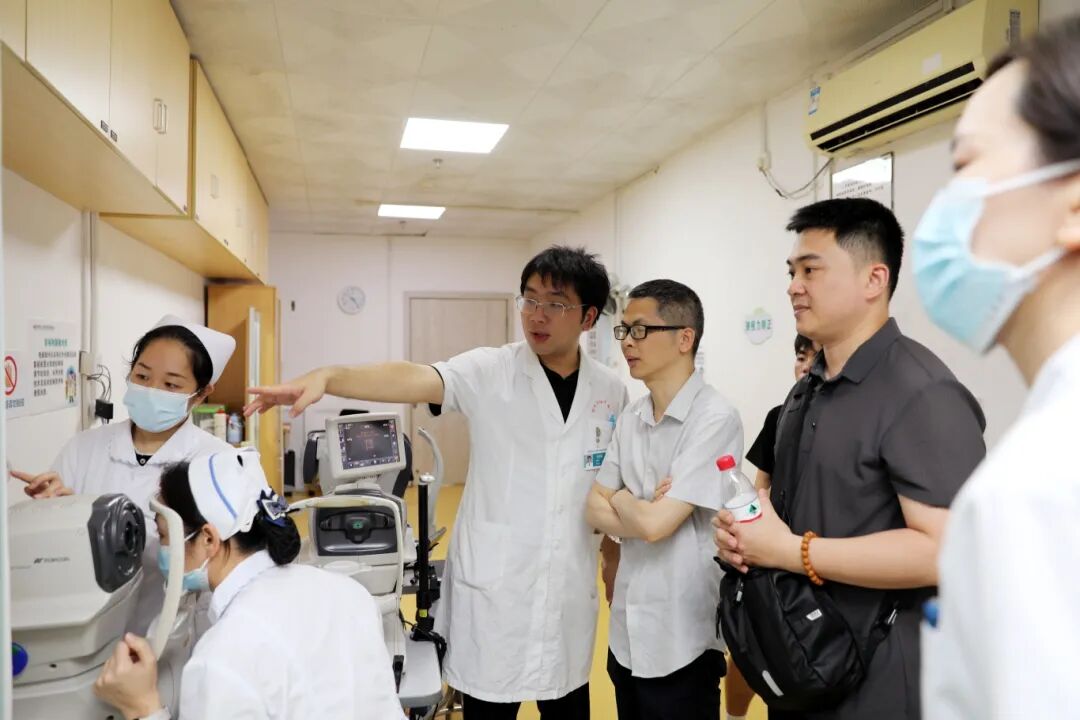 校院携手深耕智慧眼科!桂林医科大学团队莅临我院开展 AI 科研合作调研