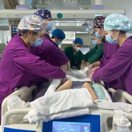 【给力】生死「鸟」来袭，医者不放手——重症医学科（ICU）团队人文叙事故事
