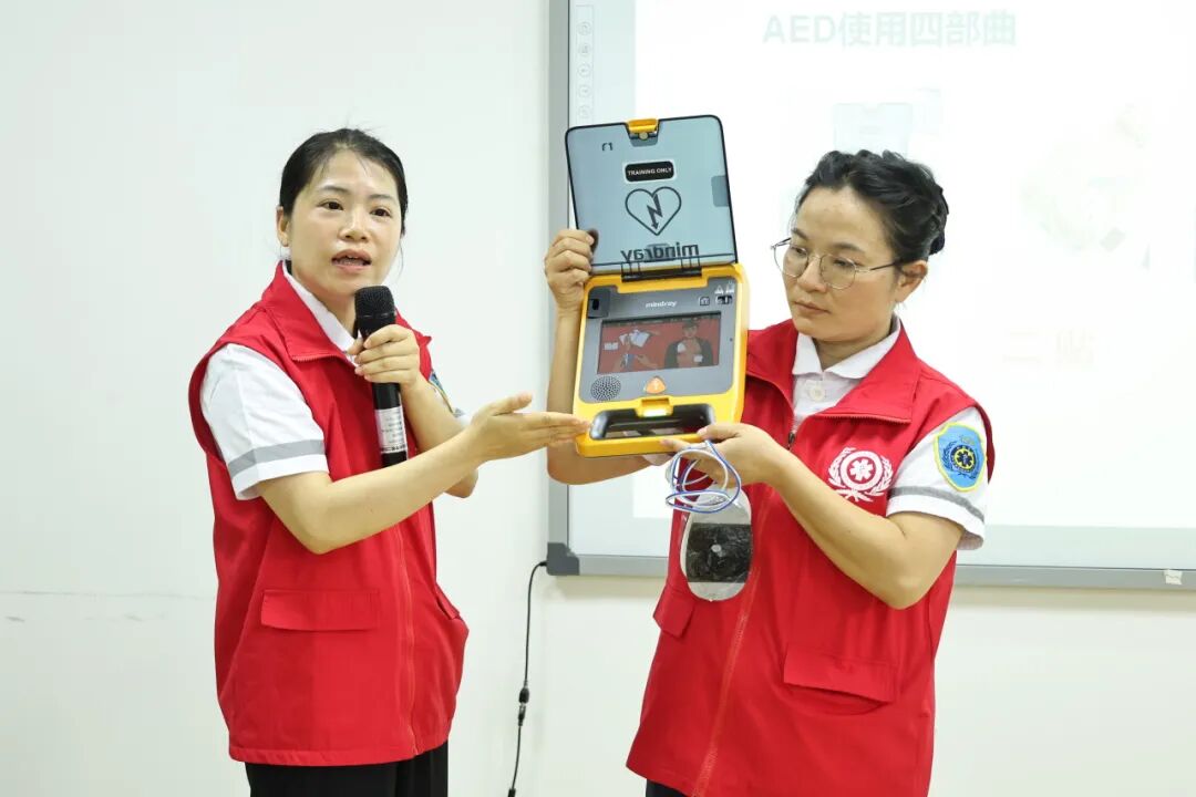 【党建引领】党建联建聚合力 急救科普惠民生——我院「周末急救学堂」暖心开课