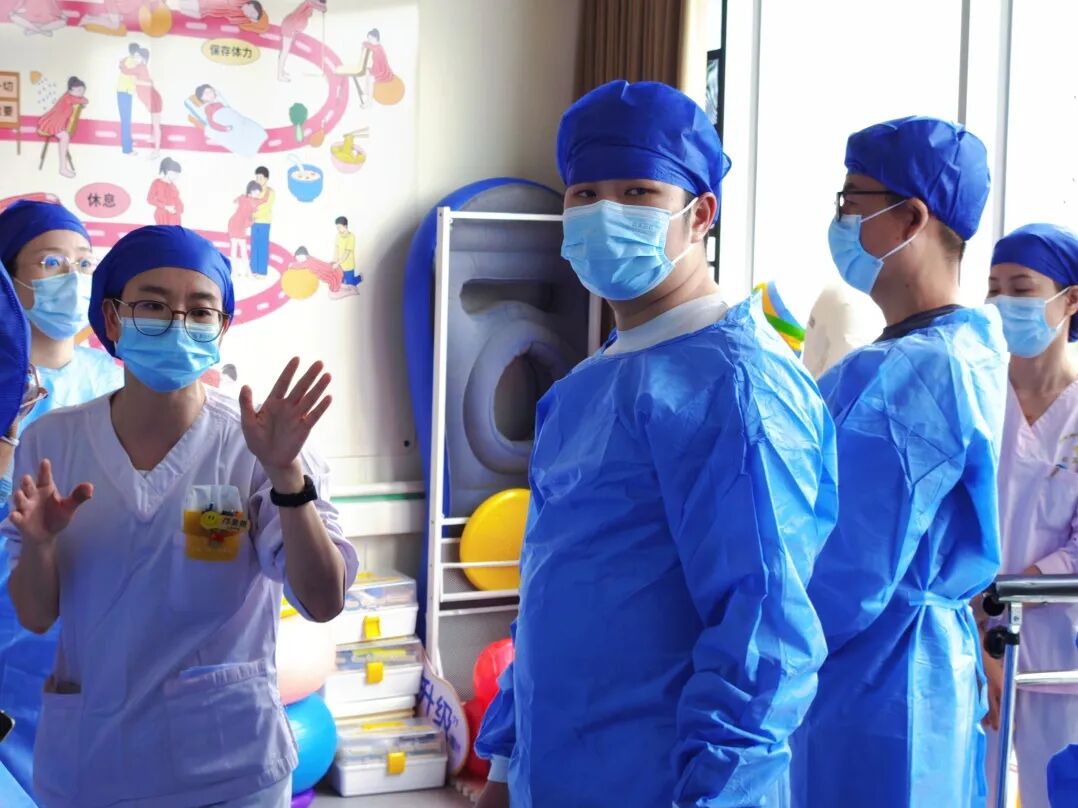 深圳市妇幼保健院产科「分娩旅行团」再次温情启航