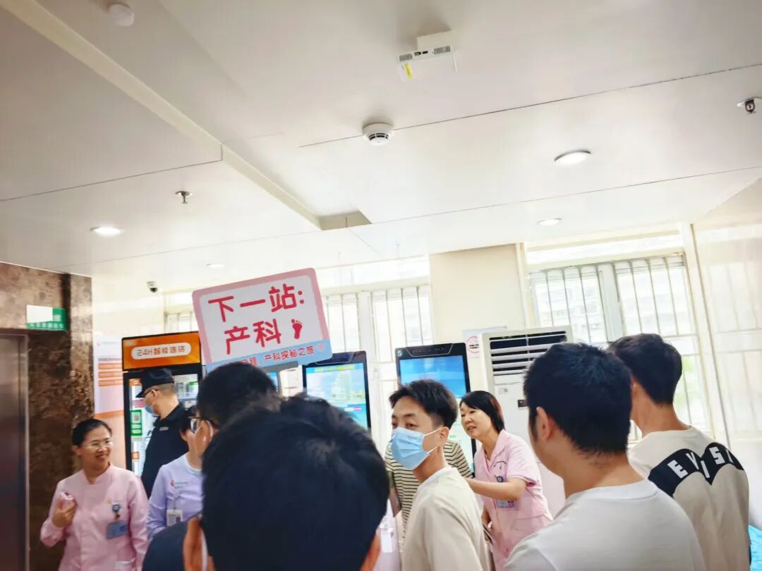 深圳市妇幼保健院产科「分娩旅行团」再次温情启航