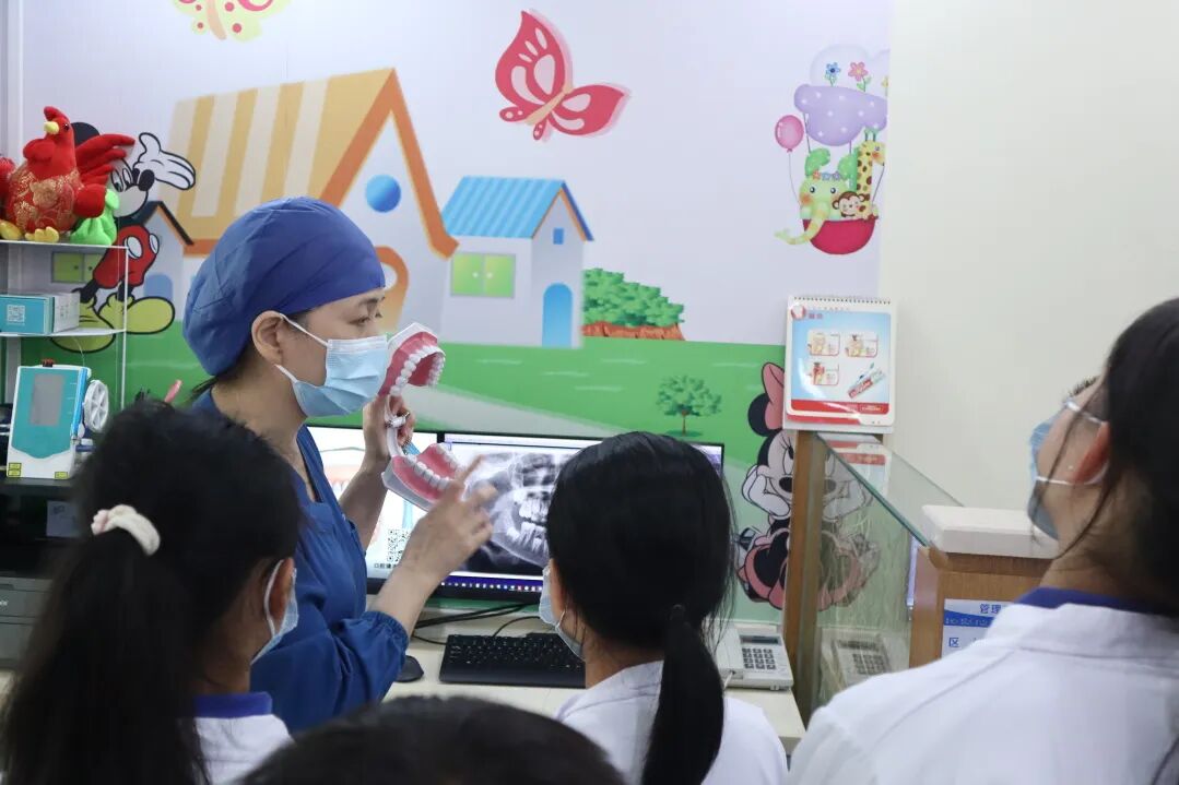一场穿越中西医的沉浸式研学之旅在深圳市妇幼保健院顺利开启