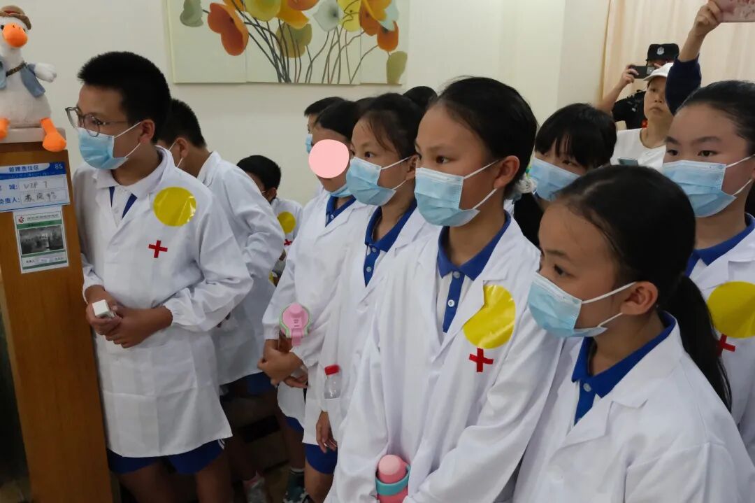 一场穿越中西医的沉浸式研学之旅在深圳市妇幼保健院顺利开启