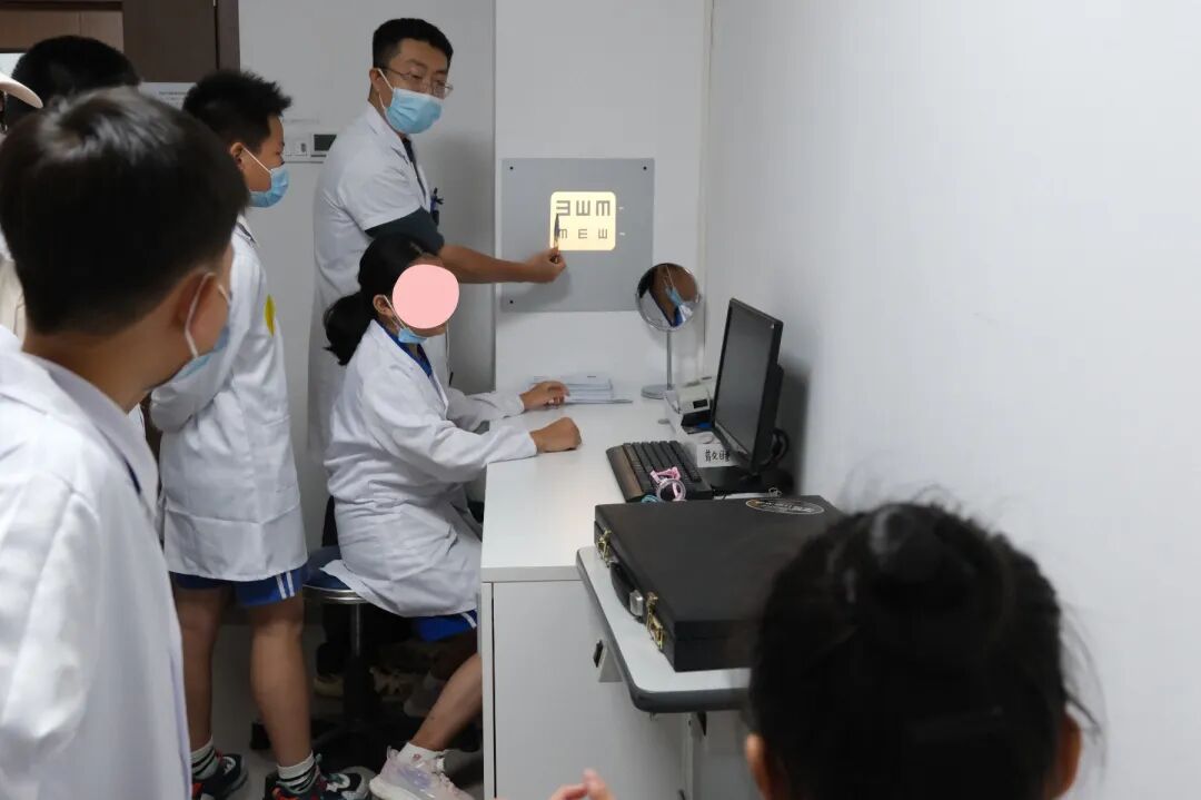 一场穿越中西医的沉浸式研学之旅在深圳市妇幼保健院顺利开启