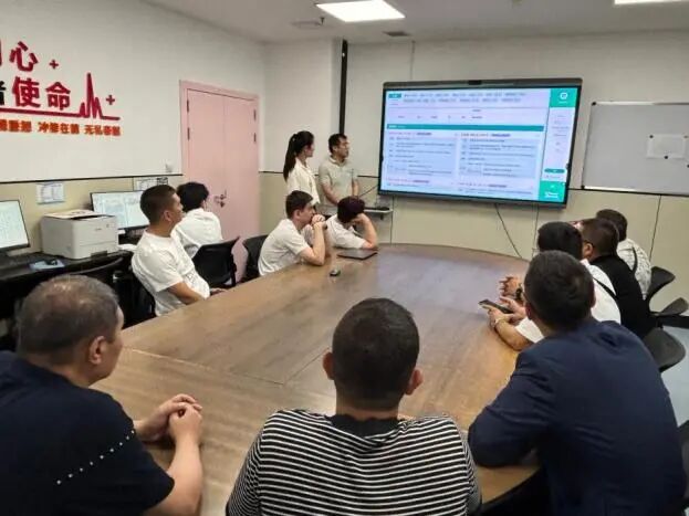 「友谊跨山海 医术共精进」——中乌腔镜微创技术联合培训项目顺利开展