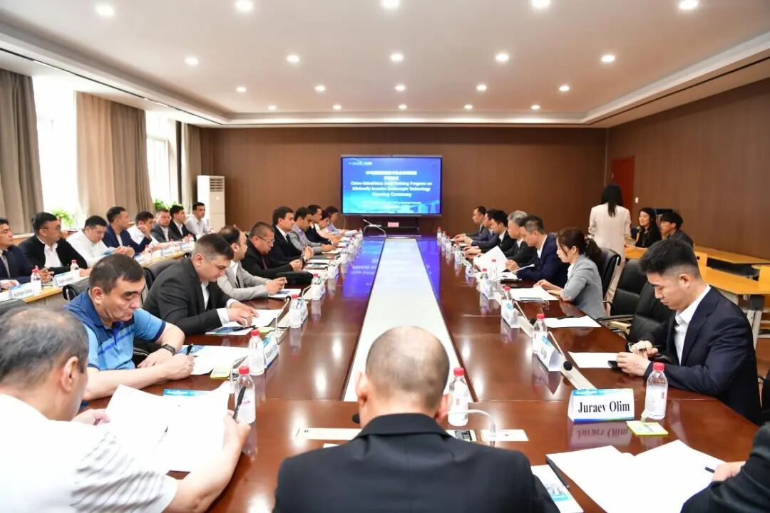 「友谊跨山海 医术共精进」——中乌腔镜微创技术联合培训项目顺利开展