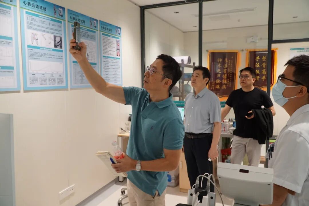 【湾区医心互通 专科聚力惠民】我院开展香港专家学术交流会，深化粤港医疗协同合作
