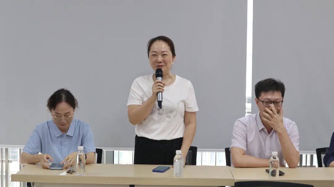感恩奉献 致敬芳华——湖北省第三人民医院举行 2026 年上半年职工荣休仪式