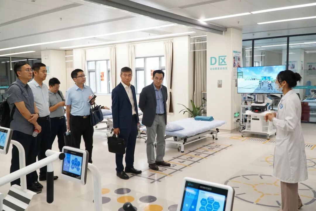 【湾区医心互通 专科聚力惠民】我院开展香港专家学术交流会，深化粤港医疗协同合作