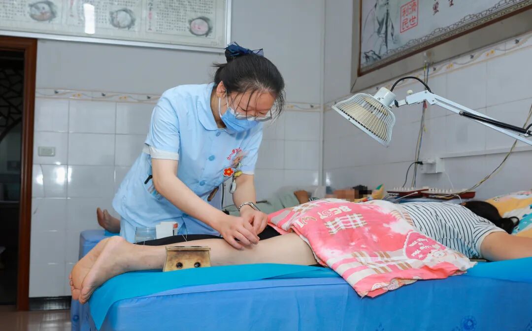 【人医榜样】以温柔赴岁月 以坚守护乡邻——记合江县人民医院医共体优秀护士胡林利