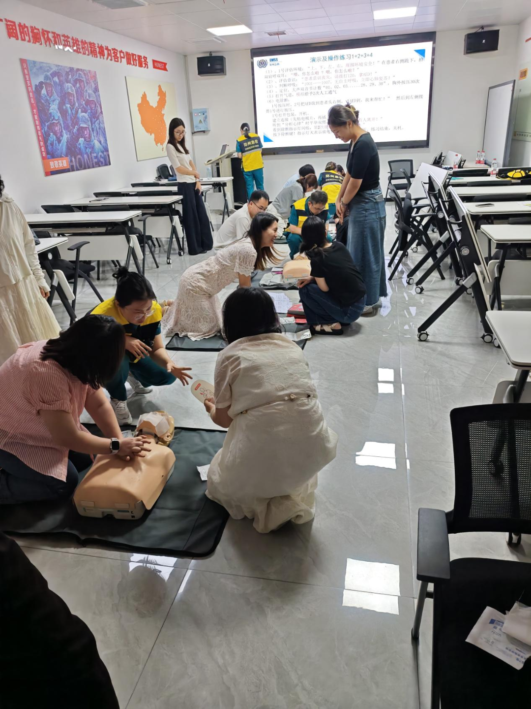 身怀急救硬技 在岗更有底气｜省直三院急救科普赋能企业安全生产