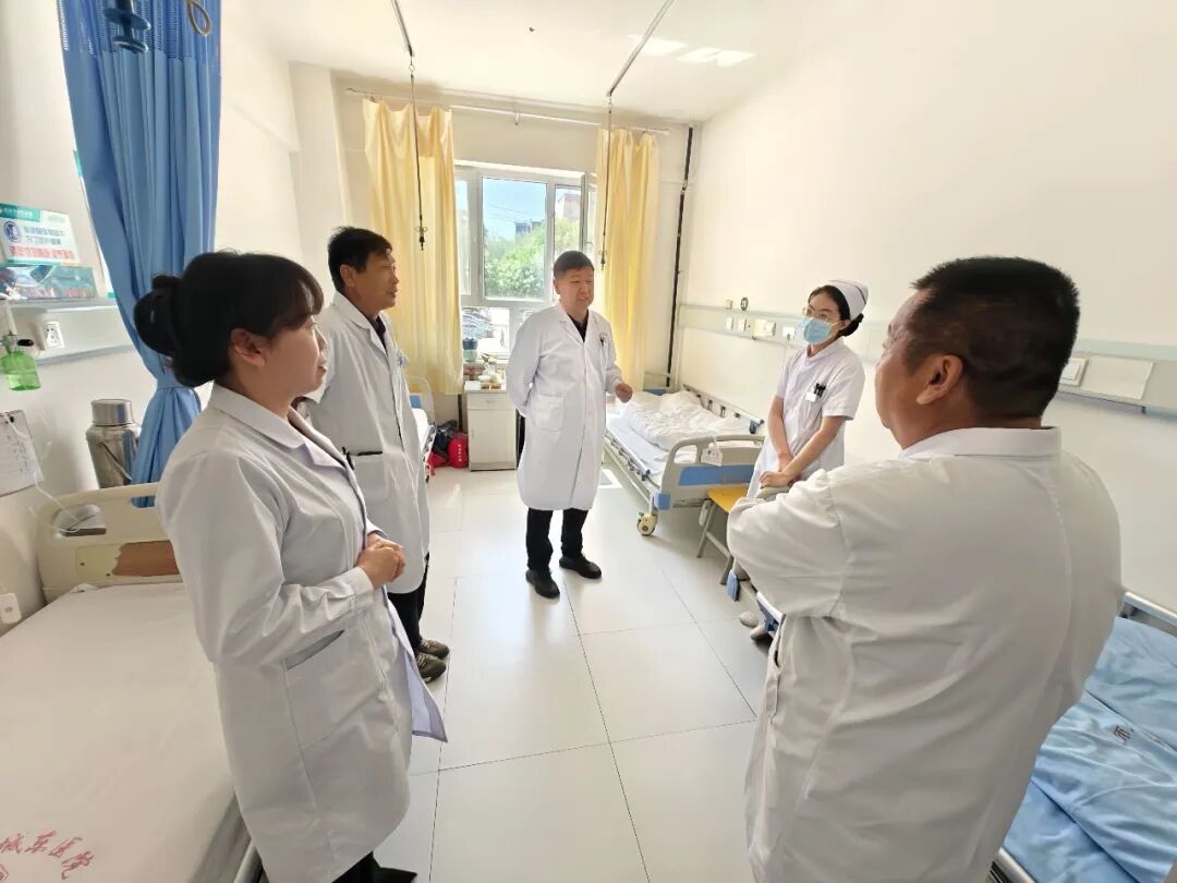 总医院城东分院院长张保卫获「师市高质量发展先进个人」荣誉称号