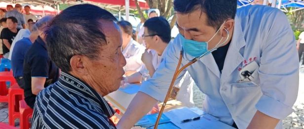 名医、博士组团送健康！二附院这场义诊活动超火热......