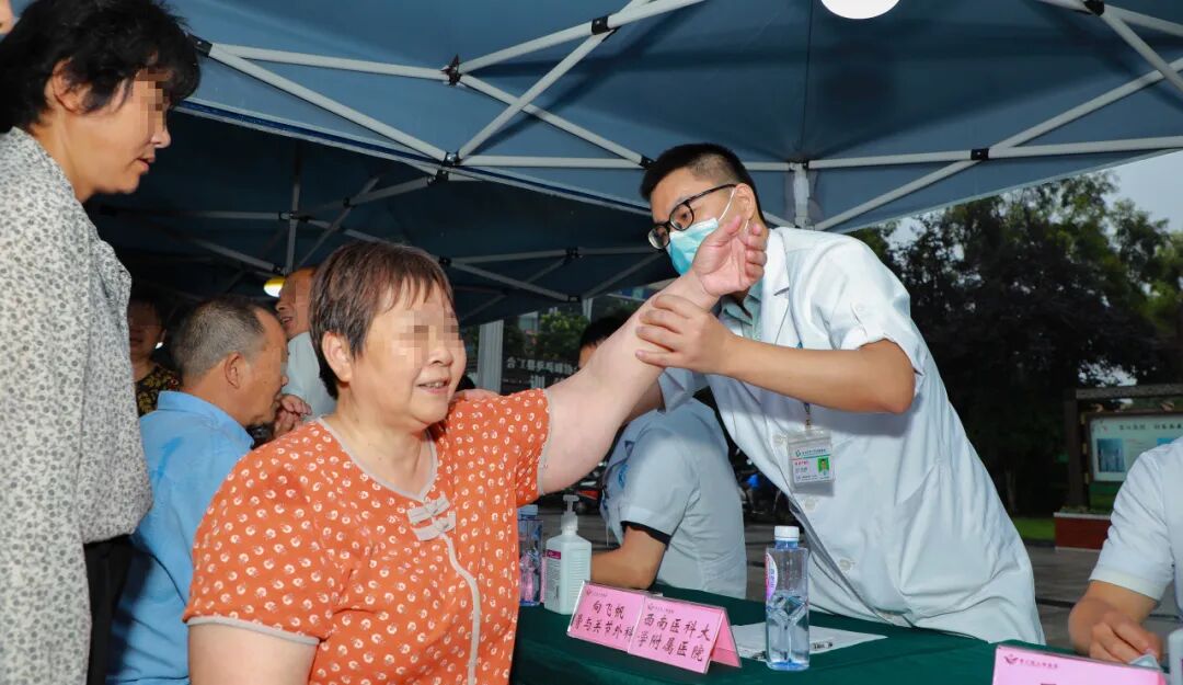 【人医动态】中外大咖下沉赋能 医联共建提质惠民