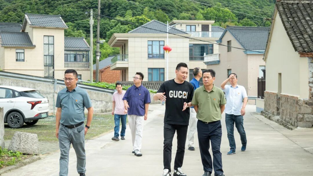 党建结对聚合力 粽香端午暖民心 —— 宁波明州医院内科党支部&象山县黄避岙乡鲁家岙村党支部党建结对活动