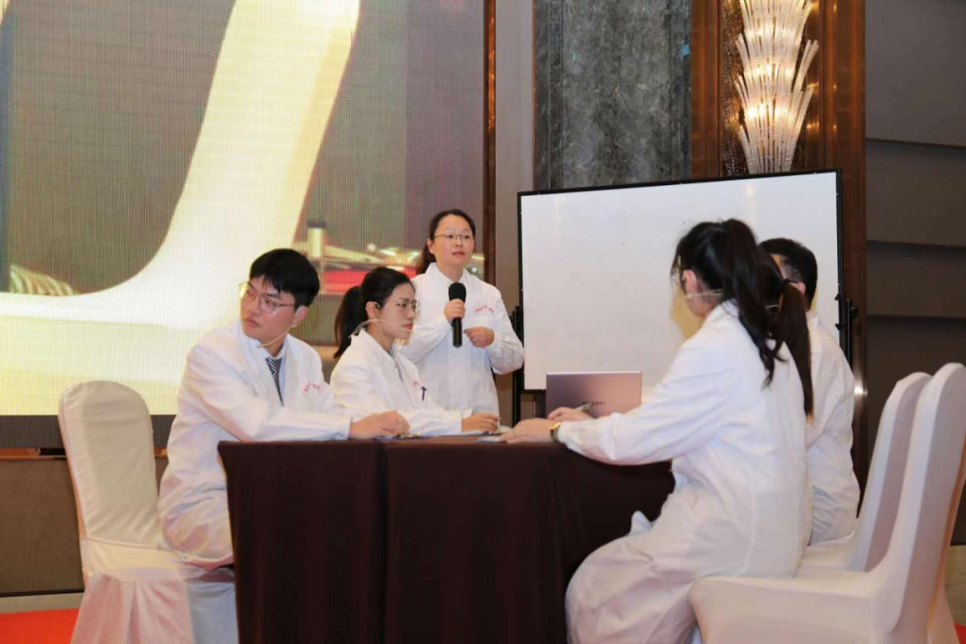 【名师领航】杨霞：以规范铸师魂，以育人见初心