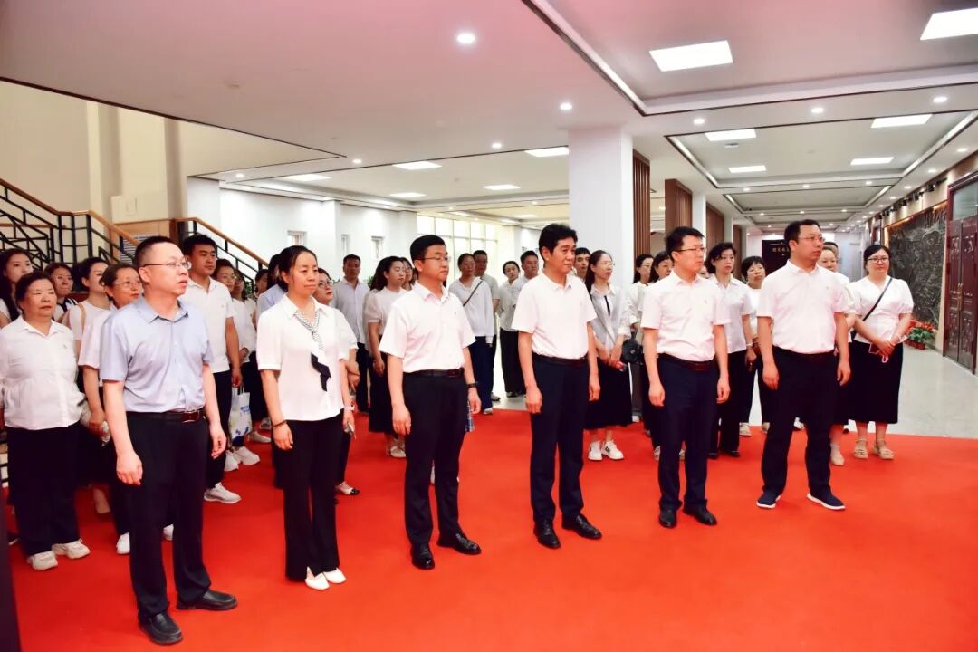 追寻楷模足迹 淬炼医者初心 —— 我院组织党员干部赴黄文秀先进事迹展馆开展沉浸式研学