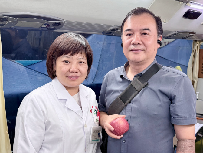 近 5 万毫升,为生命续航!二附院百余名职工撸袖献血,温暖守护