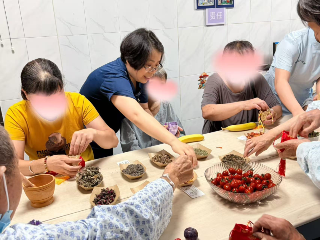 【端午节特辑⑤】端午安康 · 药香传情 —— 呼吸内科与患者共度暖心端午
