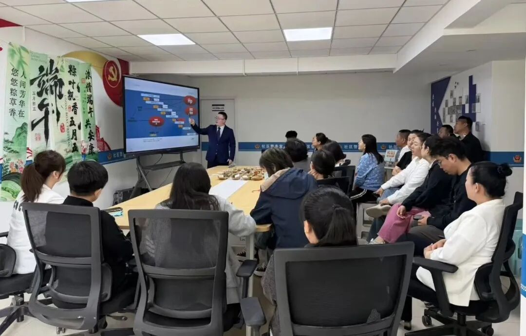 端午送安康,国文暖社区——长春国文医院走进清华社区、高新越达社区与光荣社区开展健康宣讲及香囊手作系列活动