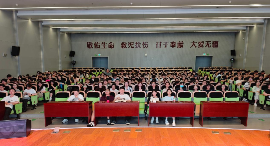 先备好课,再教好人——我院完成2026-2027学年实习集体备课与岗前培训