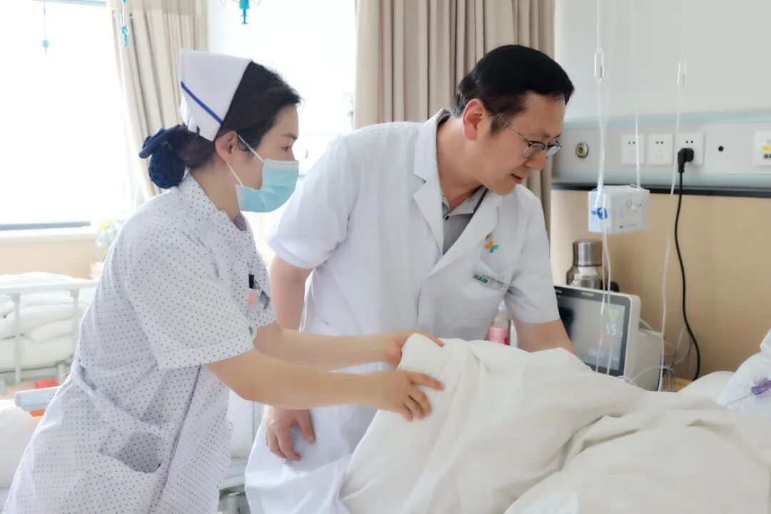 【叙事医疗】专家纪事:隐秘战线微创排头兵——记医院副院长、泌尿外科主任孙云