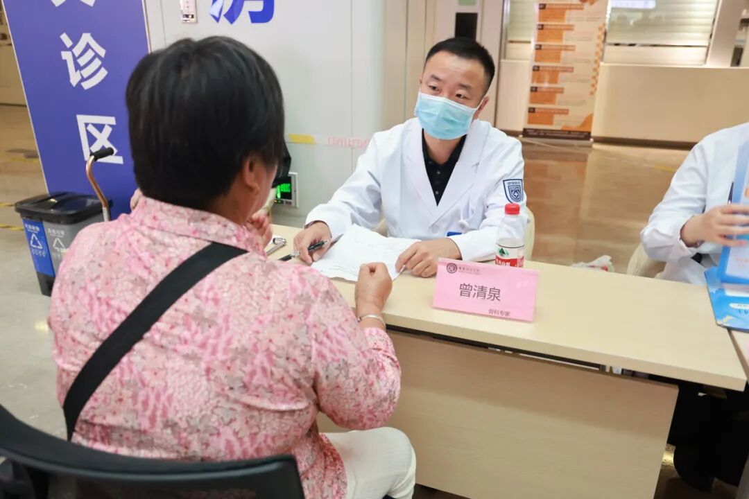 仁心护脊梁,义诊暖人心 | 南京江北医院全民脊柱健康公益义诊活动圆满收官