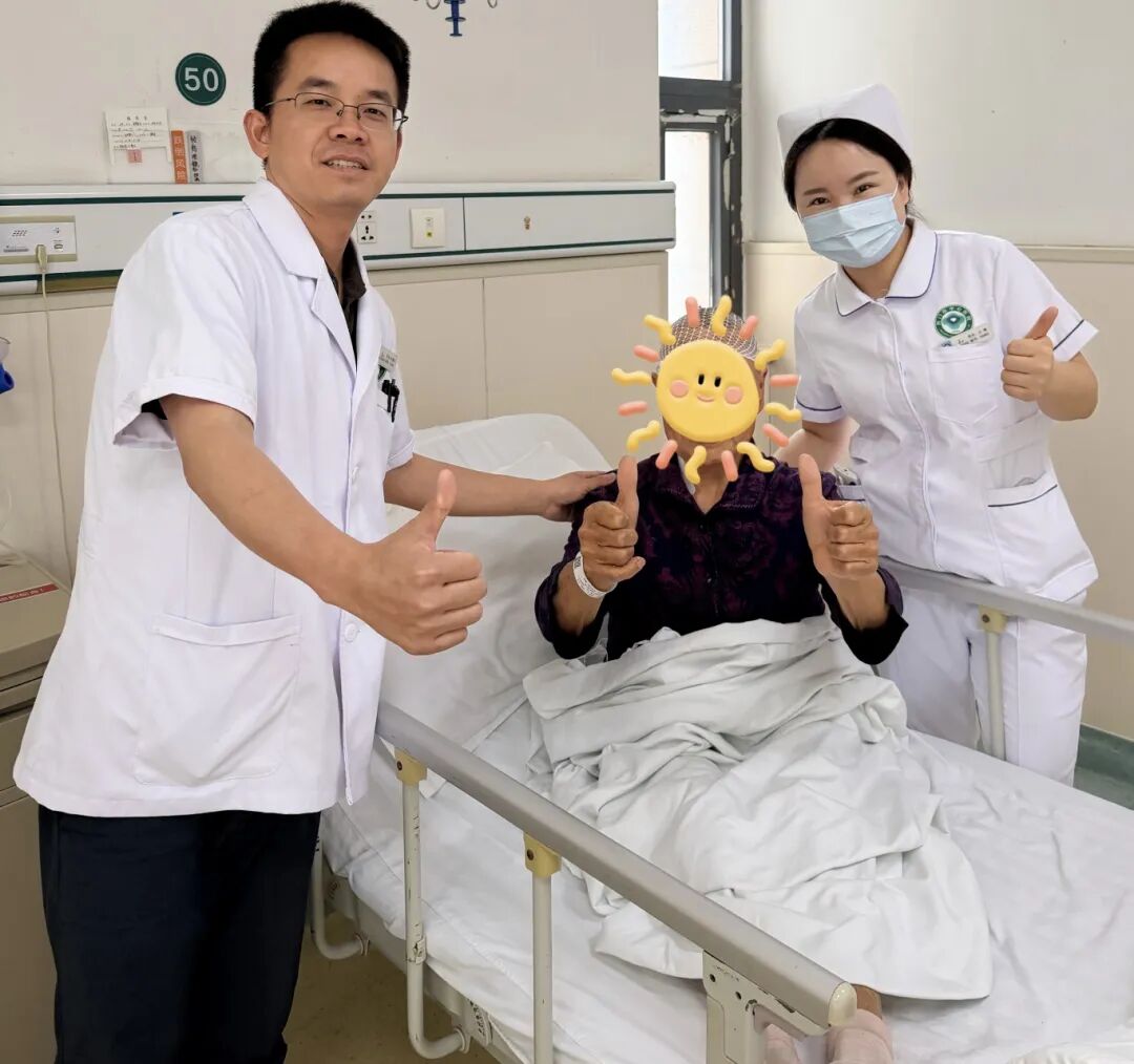近八旬老人小脑长巨大肿瘤，神经外科顺利「拆弹」助康复