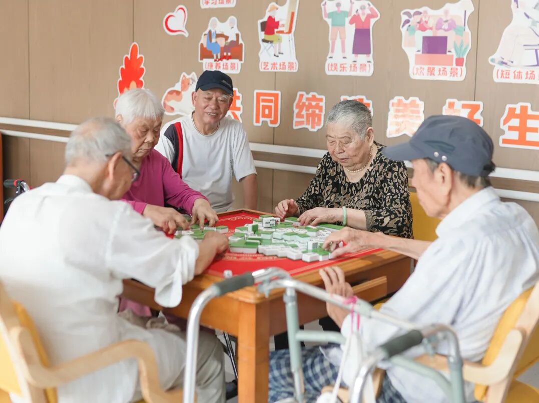 一个午后,两处欢喜 | 新来福长者的快乐,从来不止一种