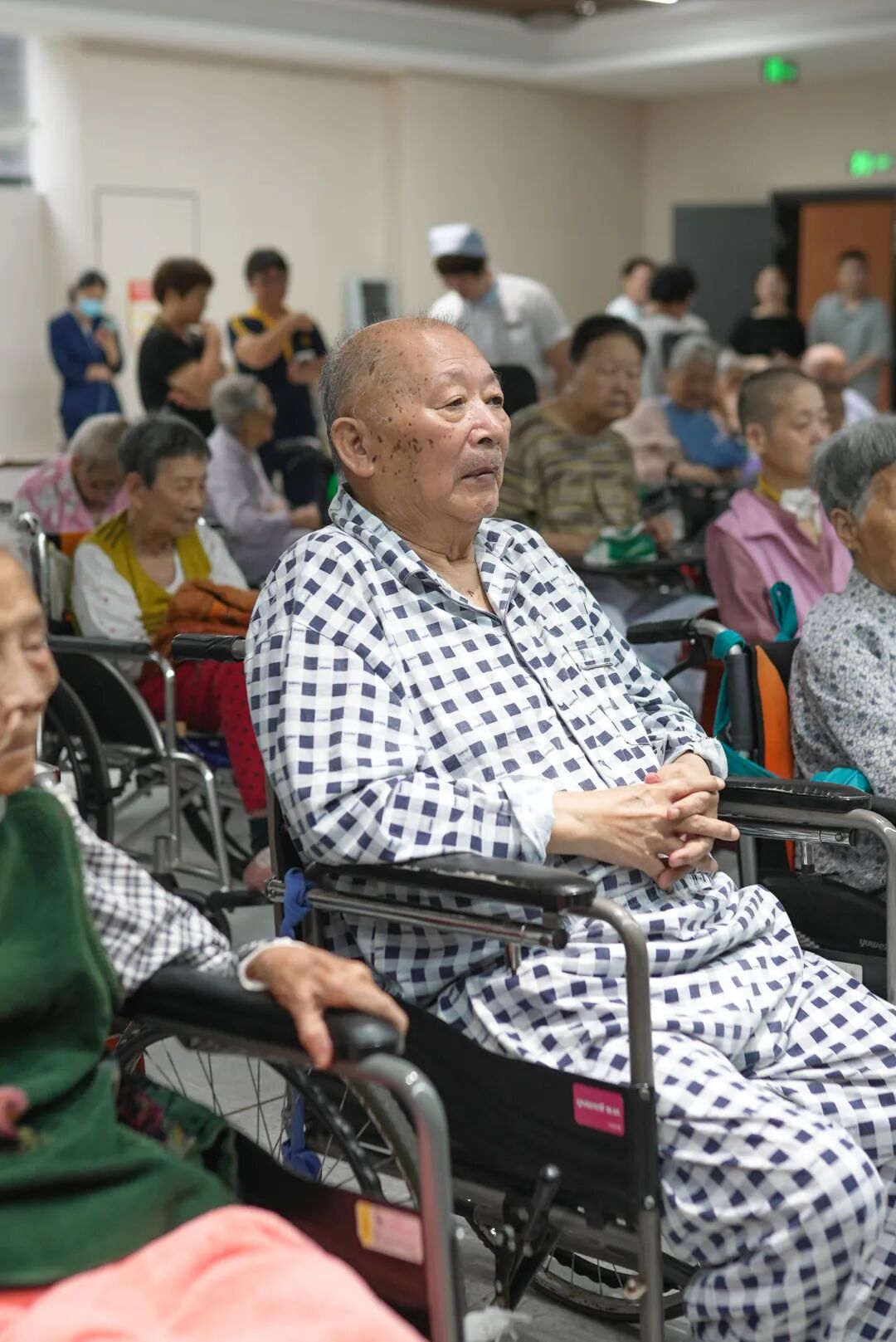一个午后，两处欢喜 | 新来福长者的快乐，从来不止一种