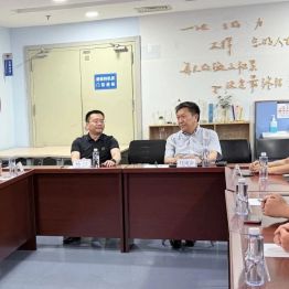 【医院动态】任建安教授来院指导腹痛中心建设 推动急危重症救治体系化升级