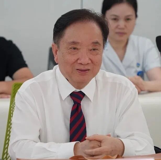 香港企业家硬核“返场”!从“手术同意书”签到了“感谢状”