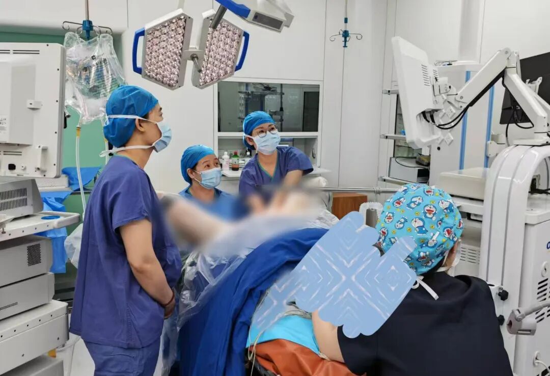 围绝经期异常出血需重视 国文宫腔镜微创守护外籍女性宫腔健康