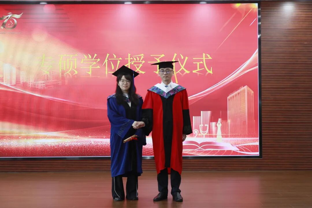 逐梦行医路 启航新征程 ——湖北省第三人民医院举行2026届住培学员结业暨临床医学专业硕士研究生毕业典礼