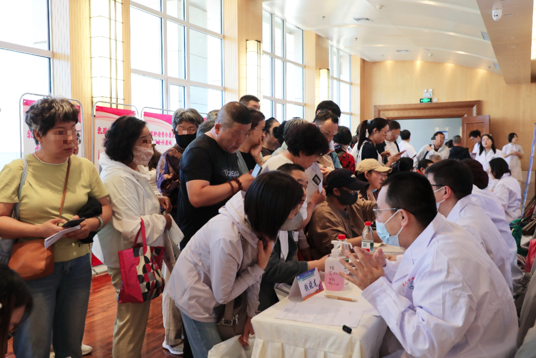 携手天肿 医暖鹿城 | 包头市肿瘤医院与天津市肿瘤医院召开学科共建阶段推进会，两院合作迈向新阶段！