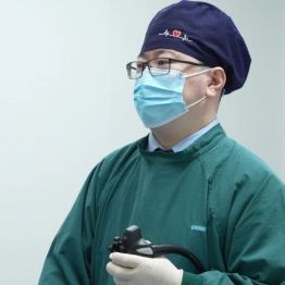 别让「小腹痛」拖成大麻烦！胃肠镜检查，一次发现隐藏的致命隐患