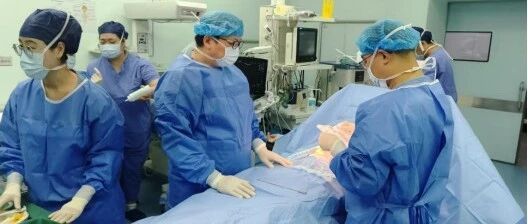 我院在西北地区率先开展膀胱羊膜腔分流术宫内治疗