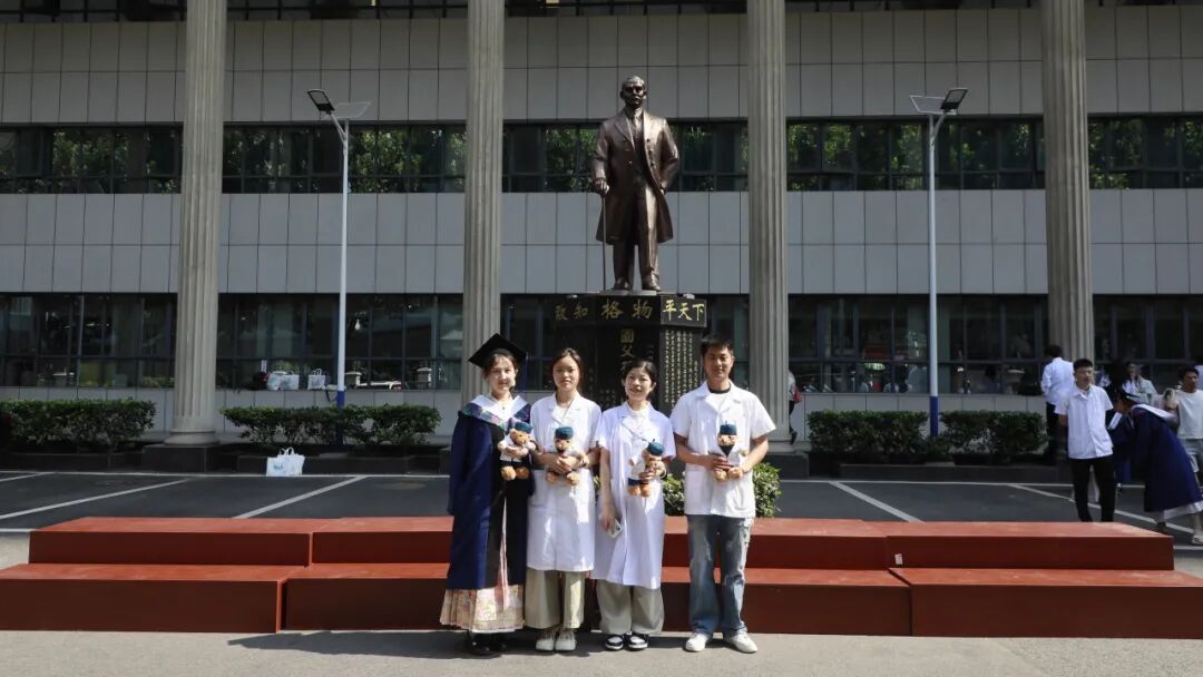逐梦行医路 启航新征程 ——湖北省第三人民医院举行2026届住培学员结业暨临床医学专业硕士研究生毕业典礼