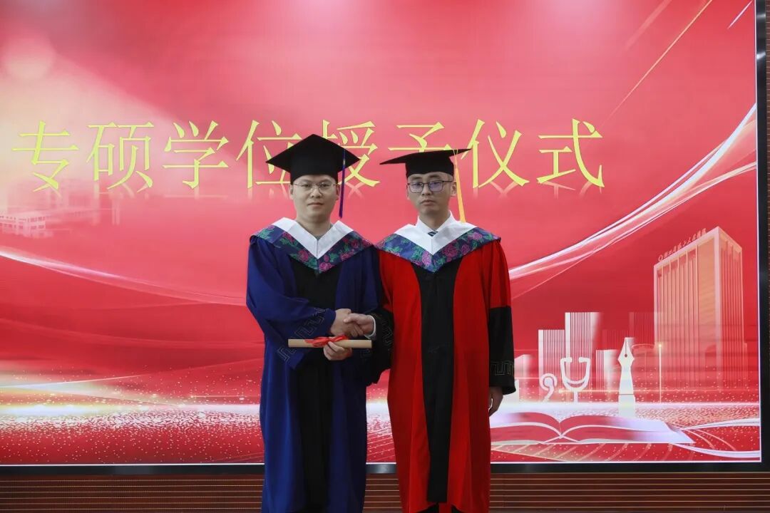 逐梦行医路 启航新征程 ——湖北省第三人民医院举行2026届住培学员结业暨临床医学专业硕士研究生毕业典礼