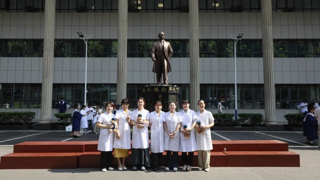 逐梦行医路 启航新征程 ——湖北省第三人民医院举行2026届住培学员结业暨临床医学专业硕士研究生毕业典礼
